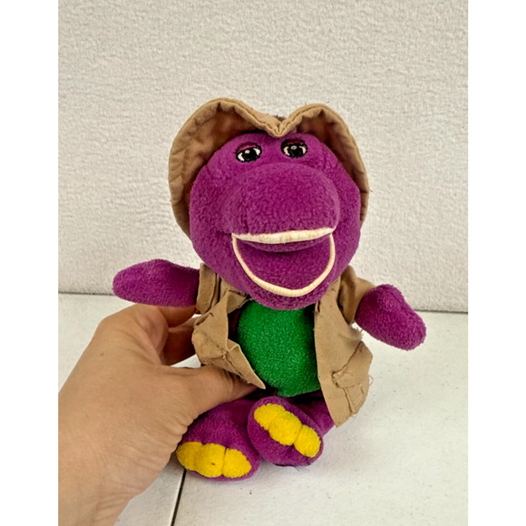 Vintage 90s Lyons Safari Tourist‎ Barney The Dinosaur Plush 8" Stuffed Character - Picture 1 of 5
